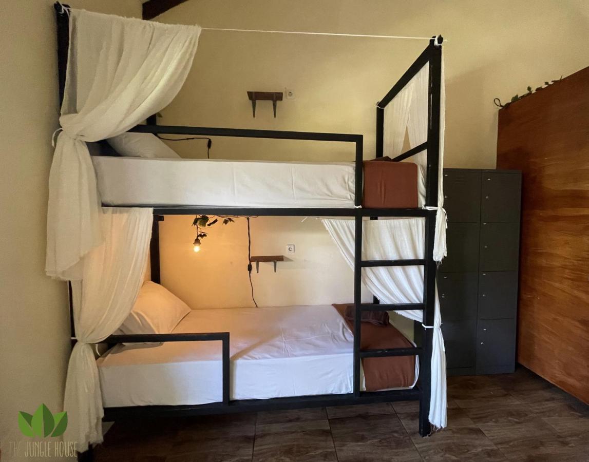 The Jungle House Hostel Canggu  Ngoại thất bức ảnh